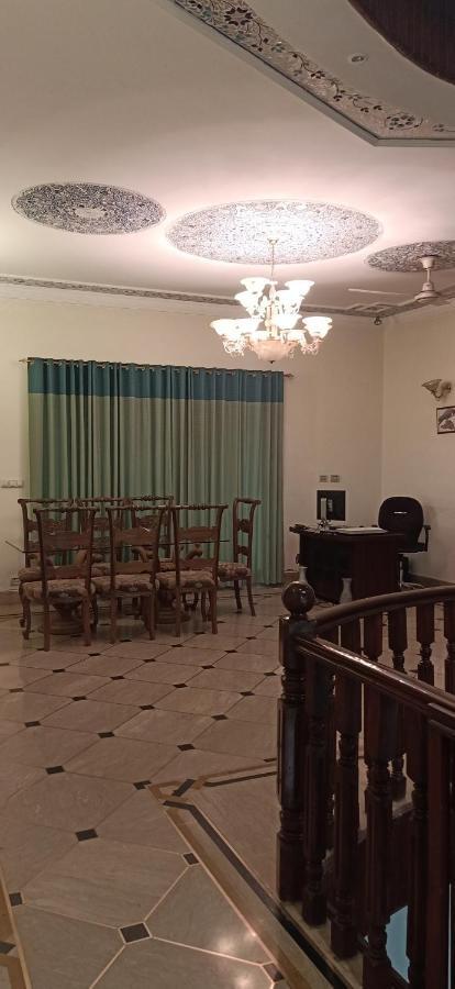 Executive Galaxy Guest House Islamabad Eksteriør bilde
