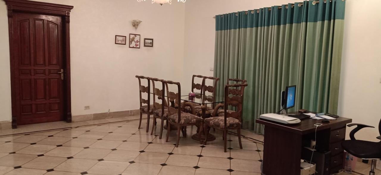 Executive Galaxy Guest House Islamabad Eksteriør bilde